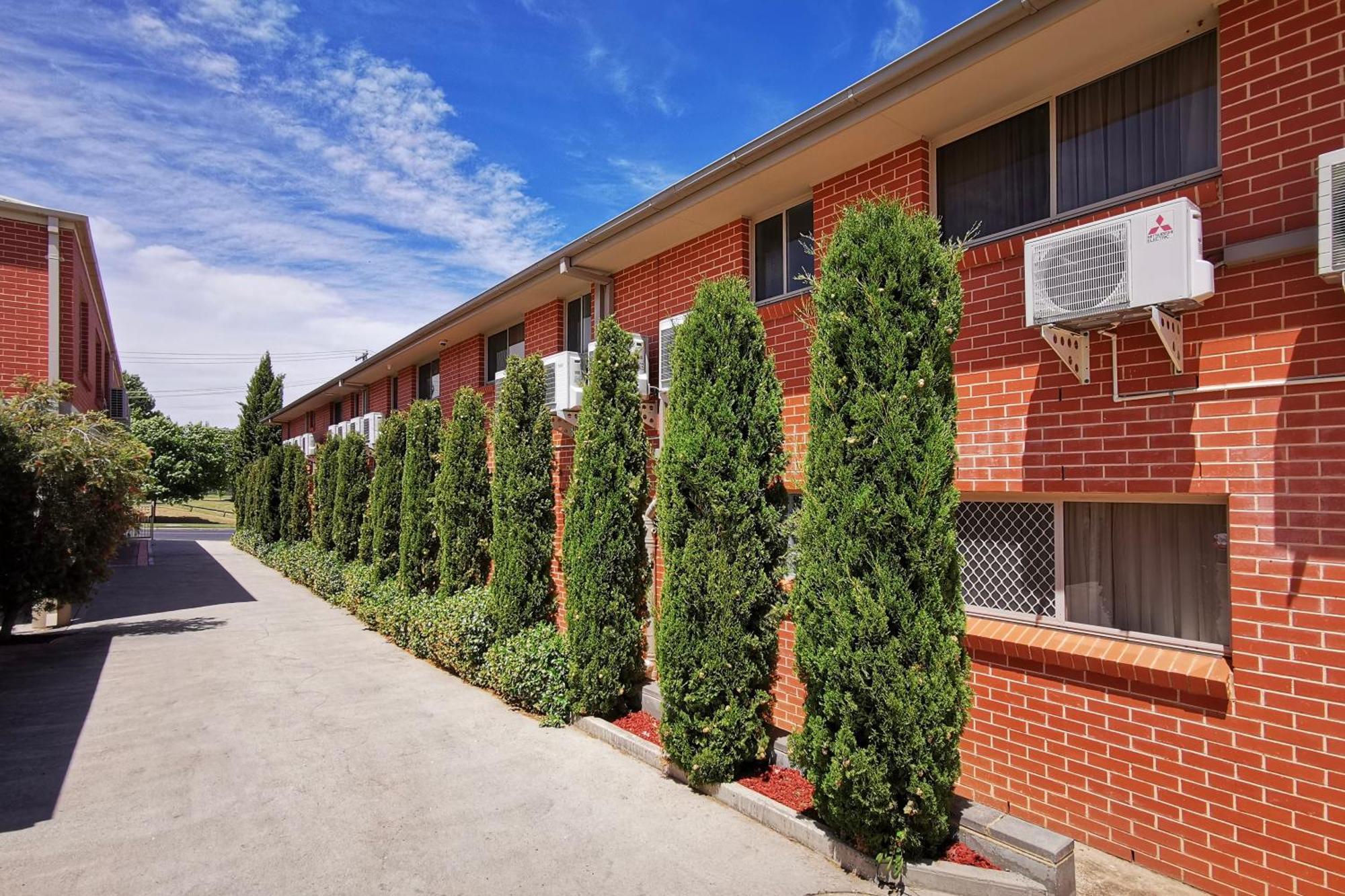 Littomore Suites Bathurst Exterior photo